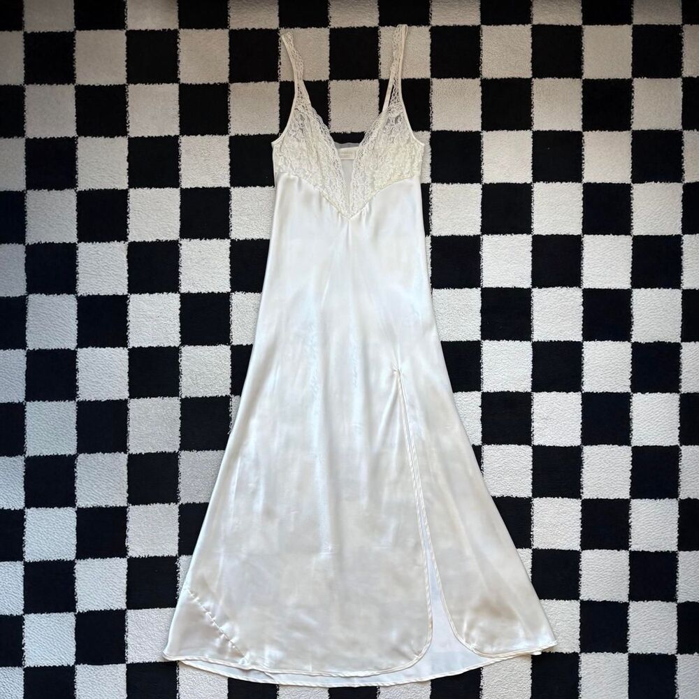 Vintage Victoria’s Secret White Satin Maxi Slip Gown S